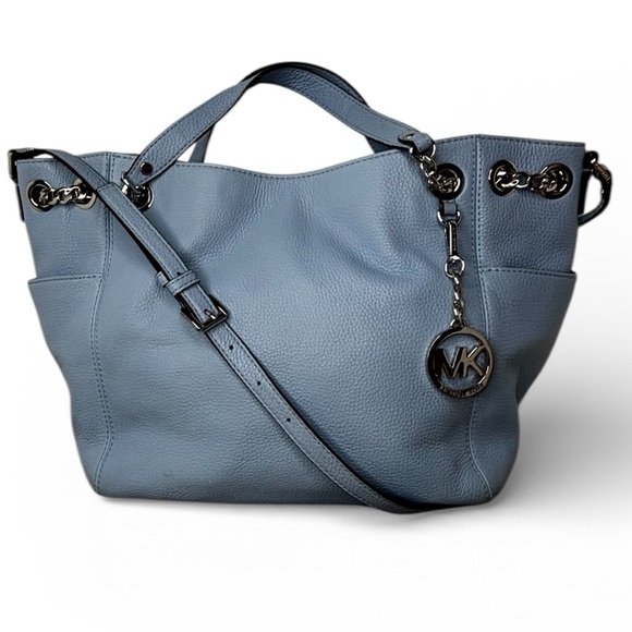 Michael Kors Handbags - Michael Kors Jet Set Chain Medium Shoulder Tote Bag in a light blue, pale blue✨